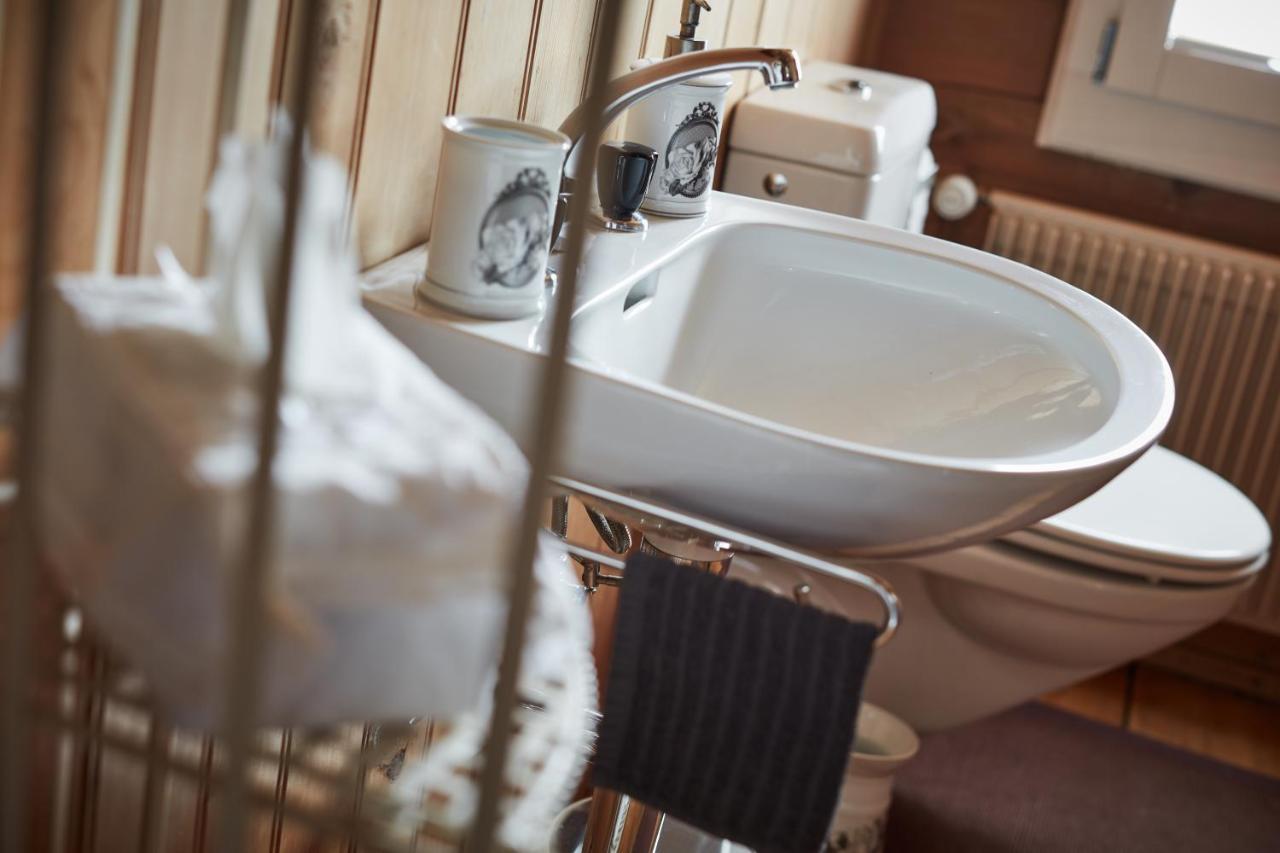 Nostalgie Bed & Breakfast Chraemerhus Curaglia Екстериор снимка